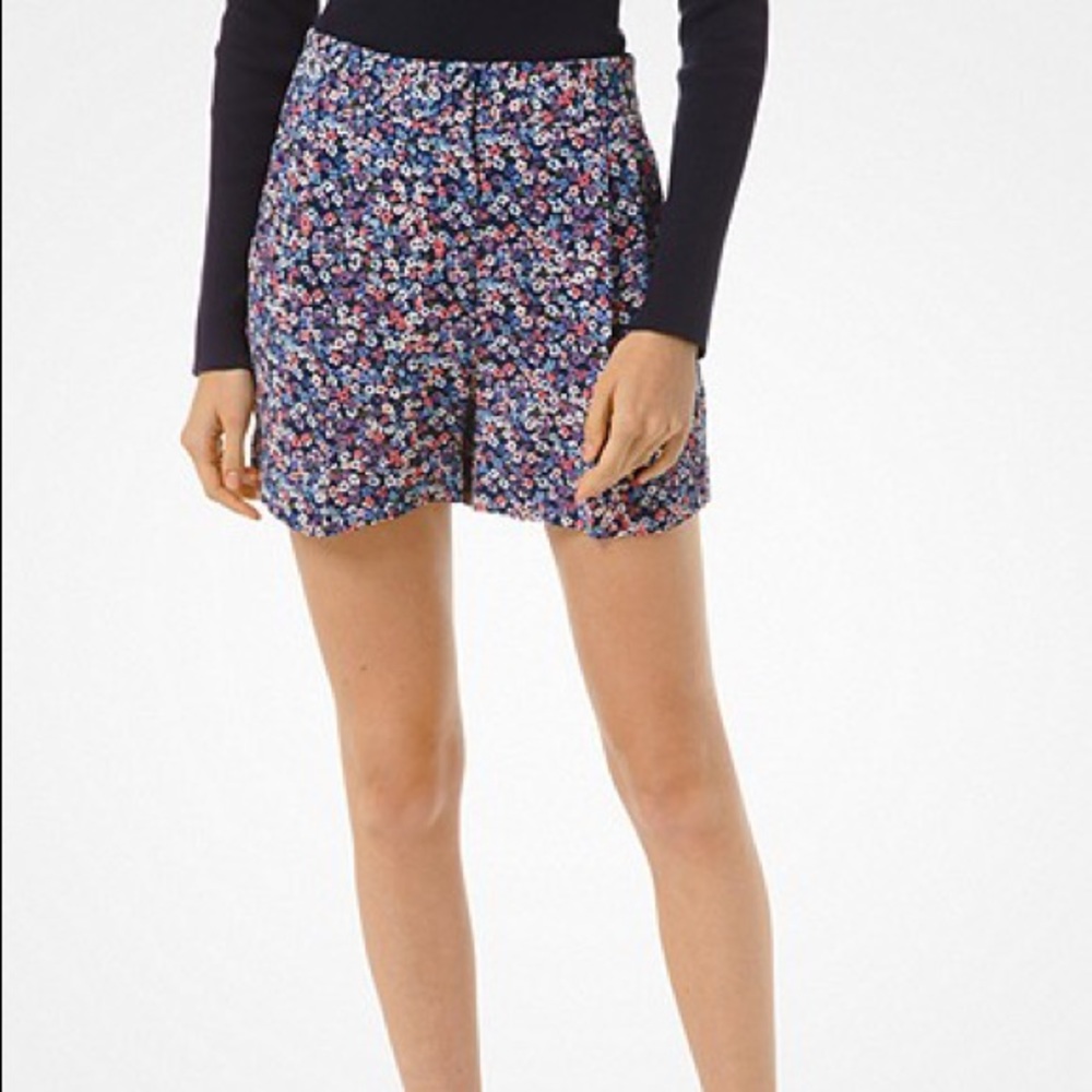 Michael Kors Florar Crepe Shorts